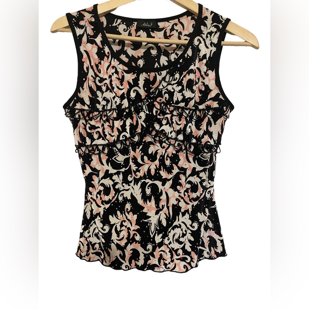 😍Ashley J Women’s size M sleeveless sequin blouse🤩